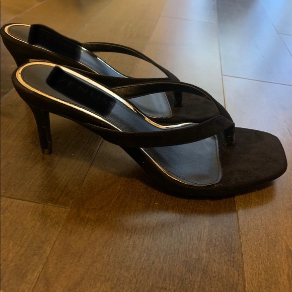 Thong Kitten Heels - 90s style - Picture 2 of 2